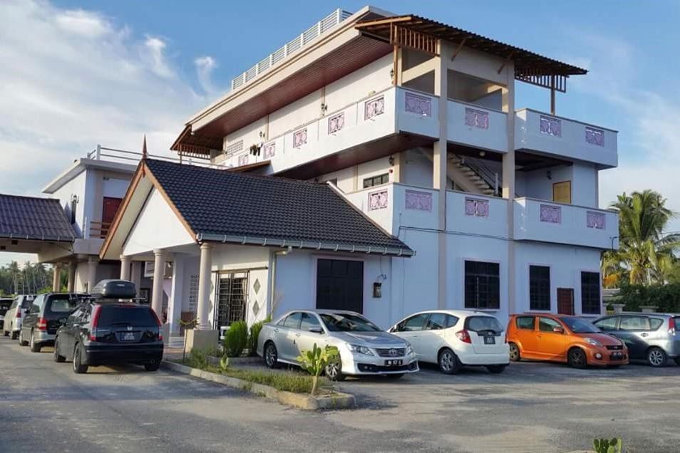 Kanza Beach Inn Marang Exterior foto