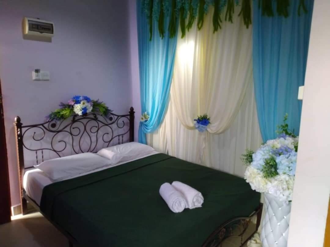 Kanza Beach Inn Marang Exterior foto