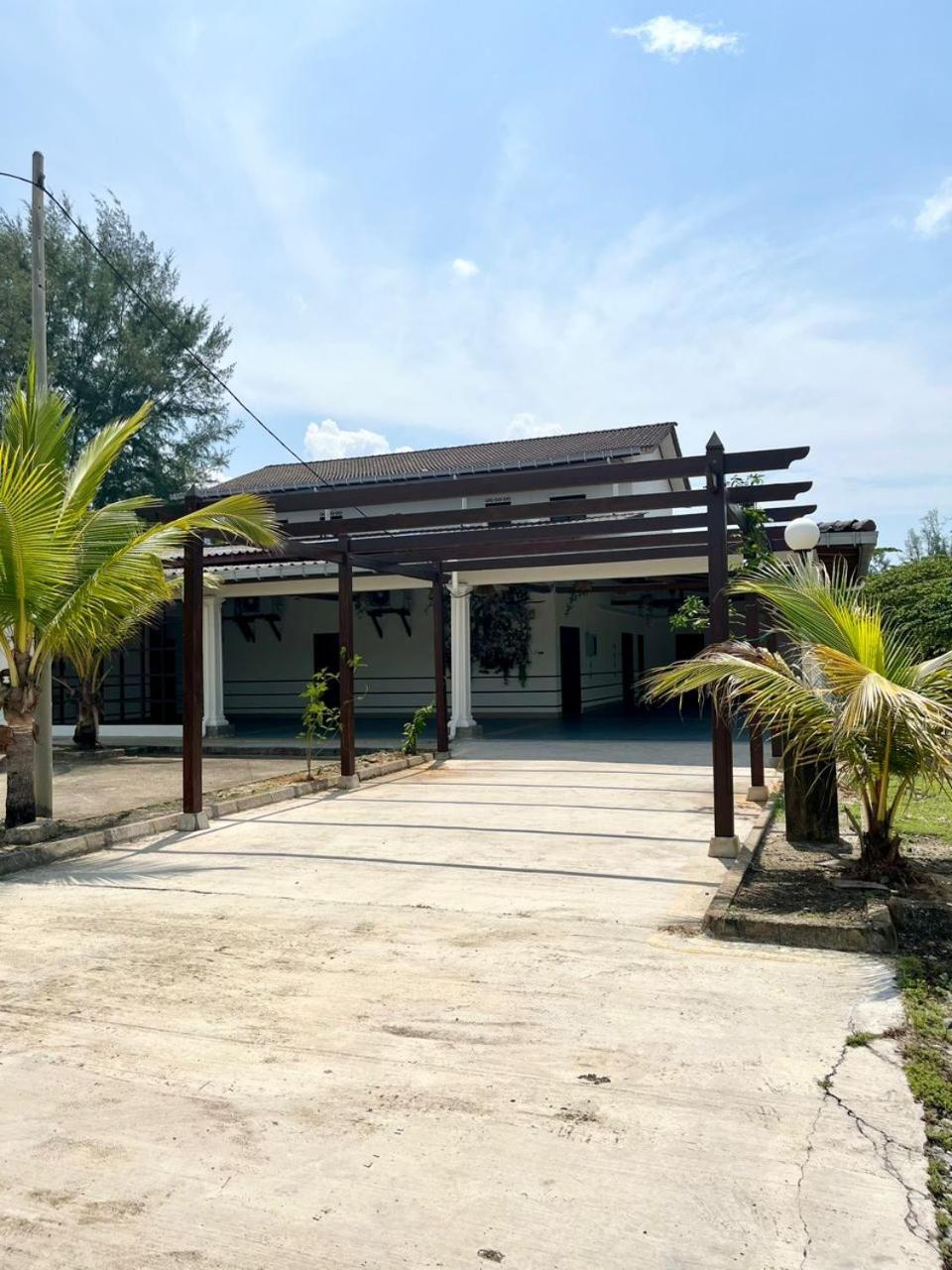 Kanza Beach Inn Marang Exterior foto