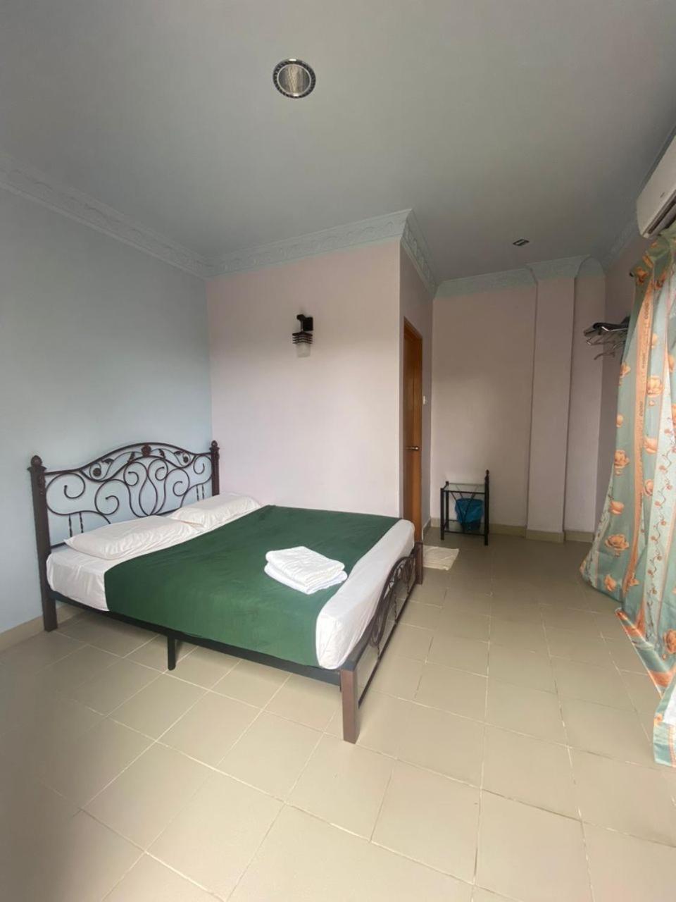 Kanza Beach Inn Marang Exterior foto