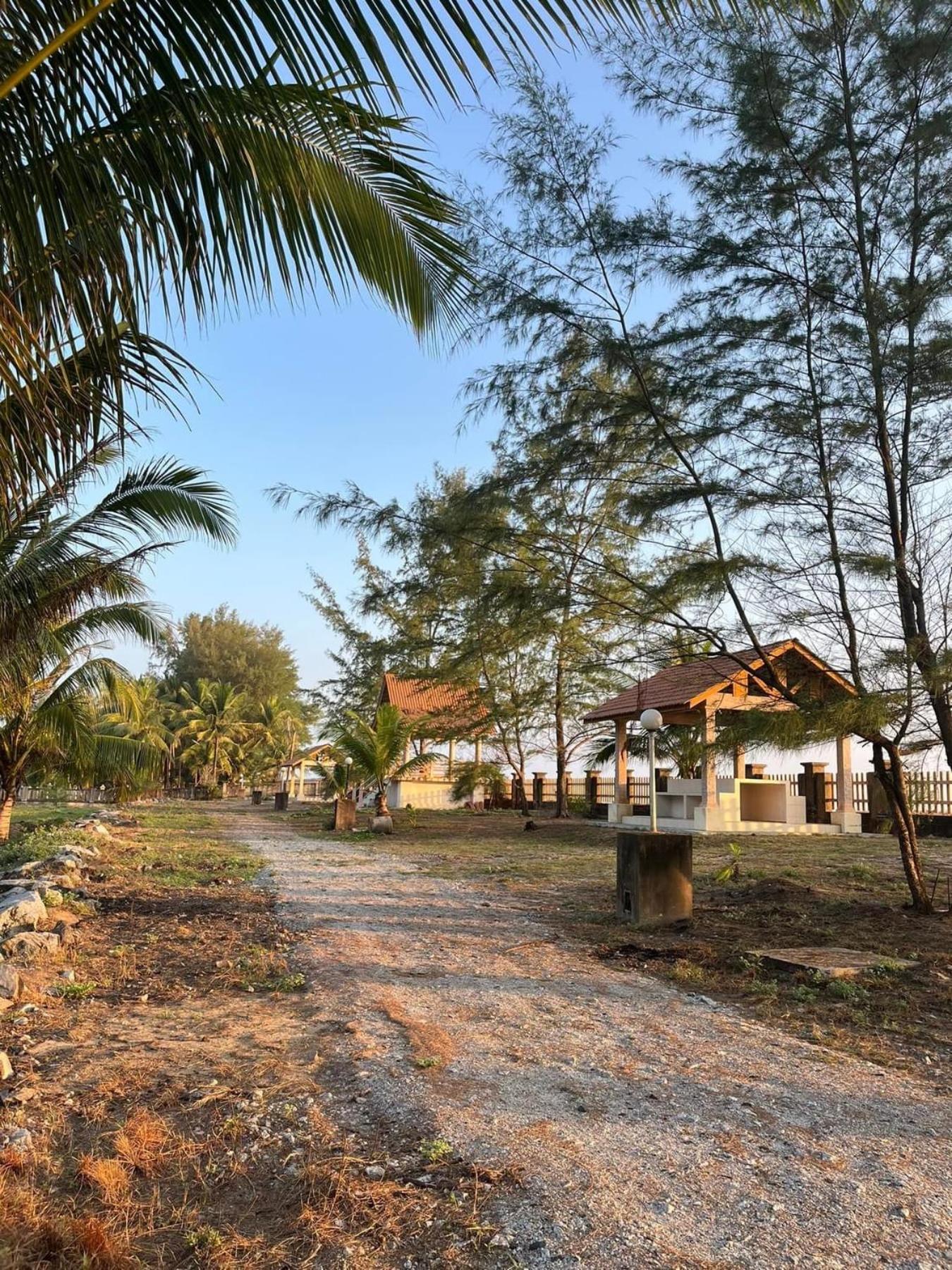 Kanza Beach Inn Marang Exterior foto